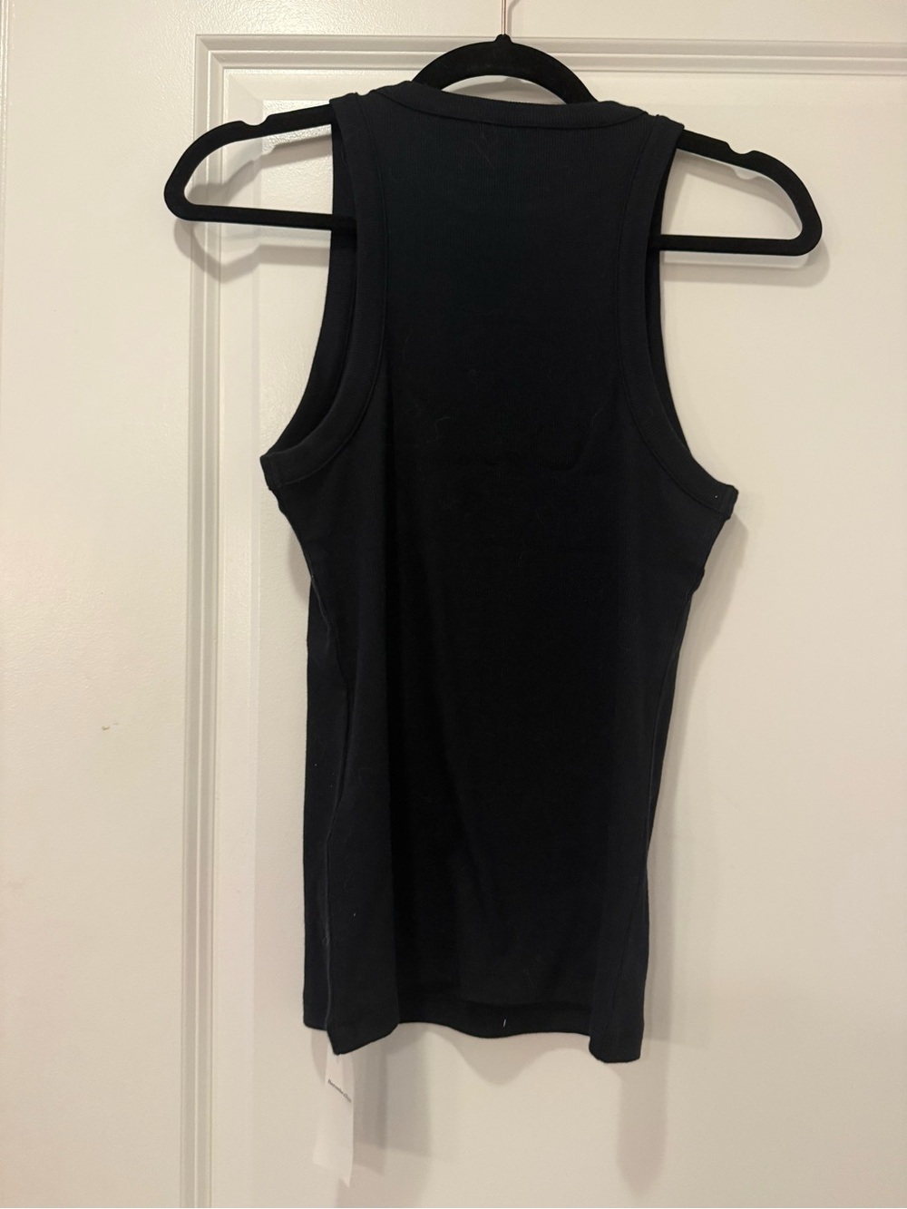 NWT Abercrombie & Fitch Black Ribbed Scoop Tank Size M - Picture 2 of 3